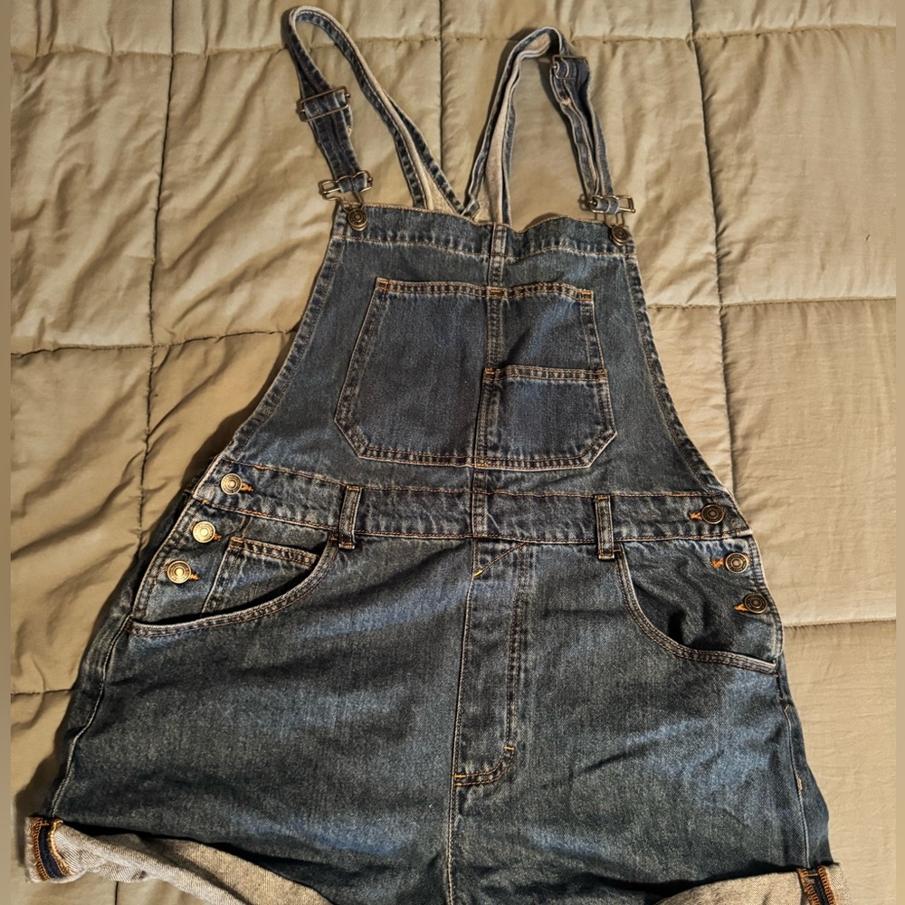Free People short overalls